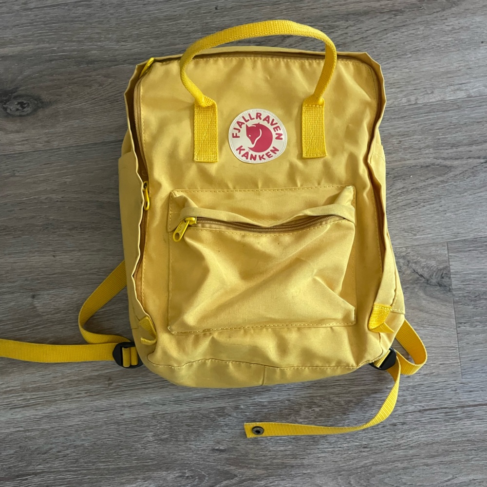Yellow Fjallraven Everyday Kanken Bag